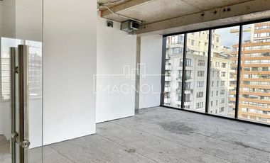 Arriendo Nueva y Moderna Oficina en Vitacura