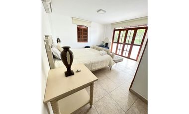 SE VENDE HERMOSA CASA EN PLAYA BLANCA