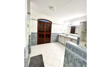 SE VENDE HERMOSA CASA EN PLAYA BLANCA