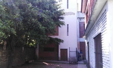 Casa en Venta con cinco dormitorios, San Miguel.