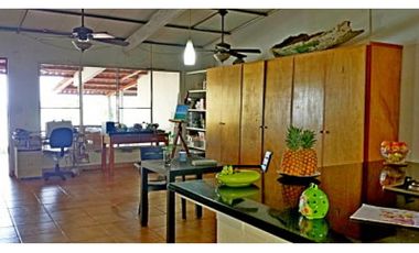 VENTA DE CASA  FRENTE AL MAR - PLAYA CORONA A 20 Mts DEL MAR