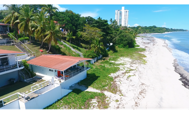 VENTA DE CASA  FRENTE AL MAR - PLAYA CORONA A 20 Mts DEL MAR