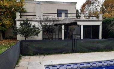 Casa en venta en Francisco Alvarez