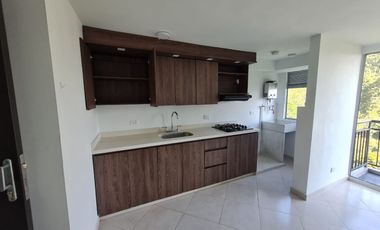 apartamento en arriendo en la tablaza. Cod A512347