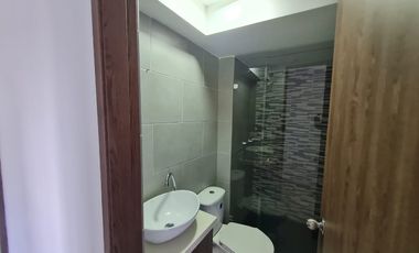 apartamento en arriendo en la tablaza. Cod A512347