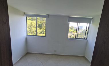 apartamento en arriendo en la tablaza. Cod A512347