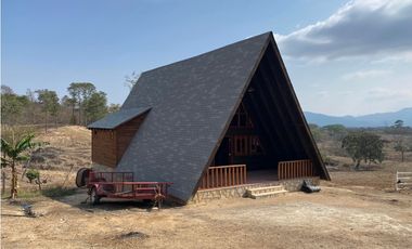 RANCHO EN EXPLOTACIÓN EN EL KM 29 OCOzOCOAUTLA - VILLAFLORES