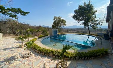 RANCHO EN EXPLOTACIÓN EN EL KM 29 OCOzOCOAUTLA - VILLAFLORES