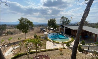 RANCHO EN EXPLOTACIÓN EN EL KM 29 OCOzOCOAUTLA - VILLAFLORES