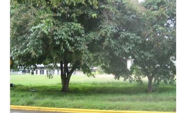 SE VENDE TERRENO EN GAMBOA-576DM