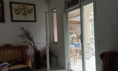 Dijual rumah Depok kokoh dekat alun alun stasiun Tol Cijago