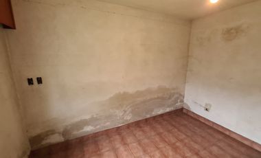 Casa para 2 Familias en venta en Temperley Este