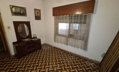 Casa para 2 Familias en venta en Temperley Este