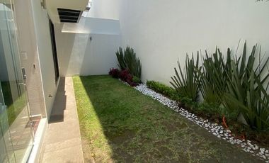ESPECTACULAR CASA EN ALPINA RESIDENCIAL 368 MTS