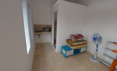 Disewa Rumah di Duren Sawit Jaktim -  Cocok untuk tempat Usaha, parkir hanya motor. Dekat dengan Sekolah