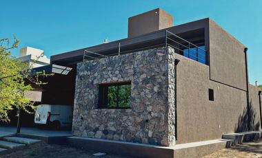 Casa en Housing Bosque Sereno - Villa Allende Golf - 2 dormitorios