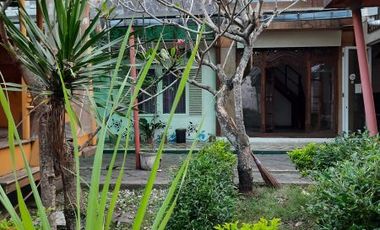MAINROAD Dago Kota Bandung Cigadung raya bekas resto cafe