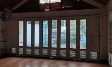 MAINROAD Dago Kota Bandung Cigadung raya bekas resto cafe