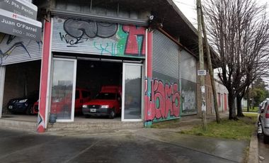 Local comercial en venta sobre av. Perón moron haedo