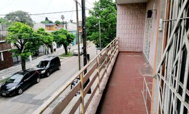 Casa en venta en Luis Guillon