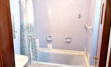 Casa en venta en Luis Guillon