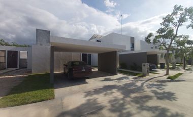 PALTA 152, Casa Modelo C de 1 planta, en Cholul, Mérida Yucatán.