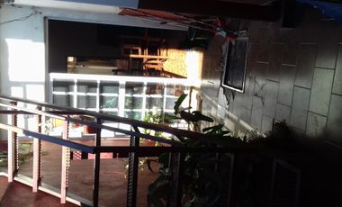 Amplio PH - 2 dorm y terraza - F. Beltran 400 Lomas