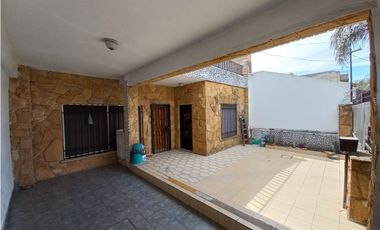 CASA EN CASANOVA CENTRO