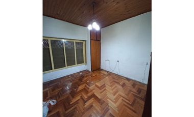 CASA EN CASANOVA CENTRO