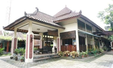 Rumah Luas 1000 m di Gedongkuning Pusat Kota Yogyakarta