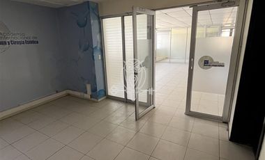 Oficina arriendo piso 6 completo obra gruesa en Las Condes