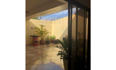 Se Vende Hermosa Casa Dúplex de Esquina en Cerro Viento