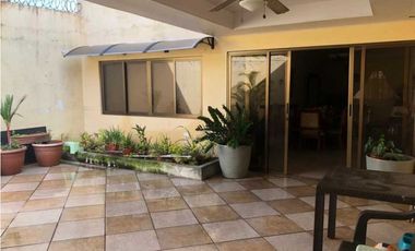Se Vende Hermosa Casa Dúplex de Esquina en Cerro Viento