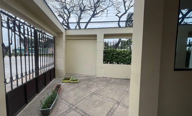 VENTA CASA ESQUINERA URB. LA PUNTILLA (RS)