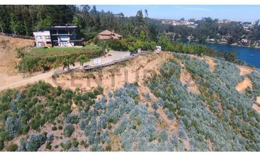 SE VENDEN TERRENOS CON VISTA A LA LAGUNA. IDAHUE