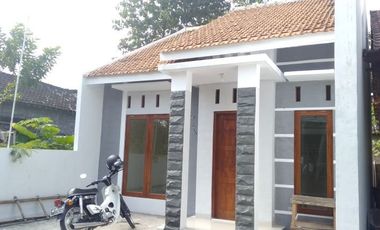 Rumah solo utara kismoyoso 255jt