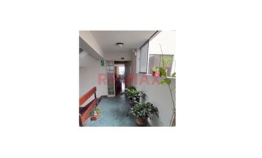 Alquiler De Hermoso Departamento En San Isidro