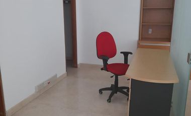 oficina en arriendo en santa barbara - usaquen. Cod A51686