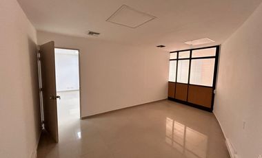 Oficina en Arriendo en Cañaveral – Amplia, Funcional y Bien Ubicada. Cod A9385