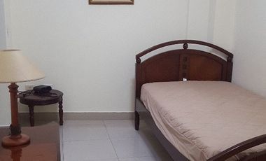 Renta departamento amoblado, Urdesa Central, cercano al Bco Pacifico