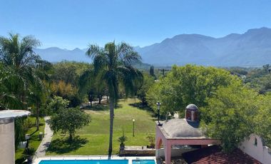 Quinta en Venta con Frente al Agua de La Presa