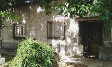 Casa a reciclar integramente. Barrio Don Bosco Mar del Plata.