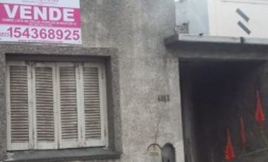 Casa a reciclar integramente. Barrio Don Bosco Mar del Plata.
