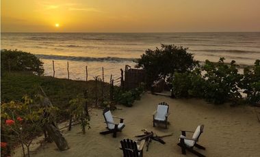 VENDEMOS HOSTAL EN DIBULLA LA GUAJIRA ( Palomino )