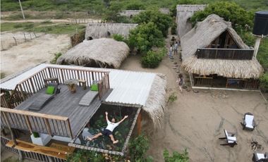 VENDEMOS HOSTAL EN DIBULLA LA GUAJIRA ( Palomino )