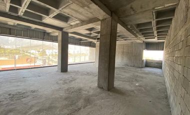 LOCAL EN VENTA CARRETERA NACIONAL MONTERREY