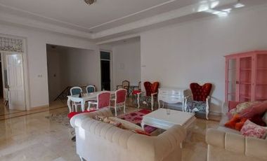 DIJUAL RUMAH CANTIK dgn KOLAM RENANG di Jl KEMANG DALAM, JAKSEL
