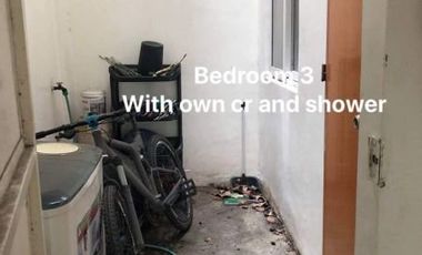 Pre-Owned 2 Story Residential Townhouse in Sucat