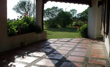 VENDO CASA EN SAN EDUARDO DEL MAR