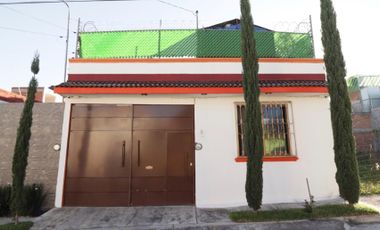 Casa en venta en Morelia, Colonia Nicolaítas Ilustres